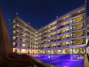  Paripas Patong Resort  Патонг